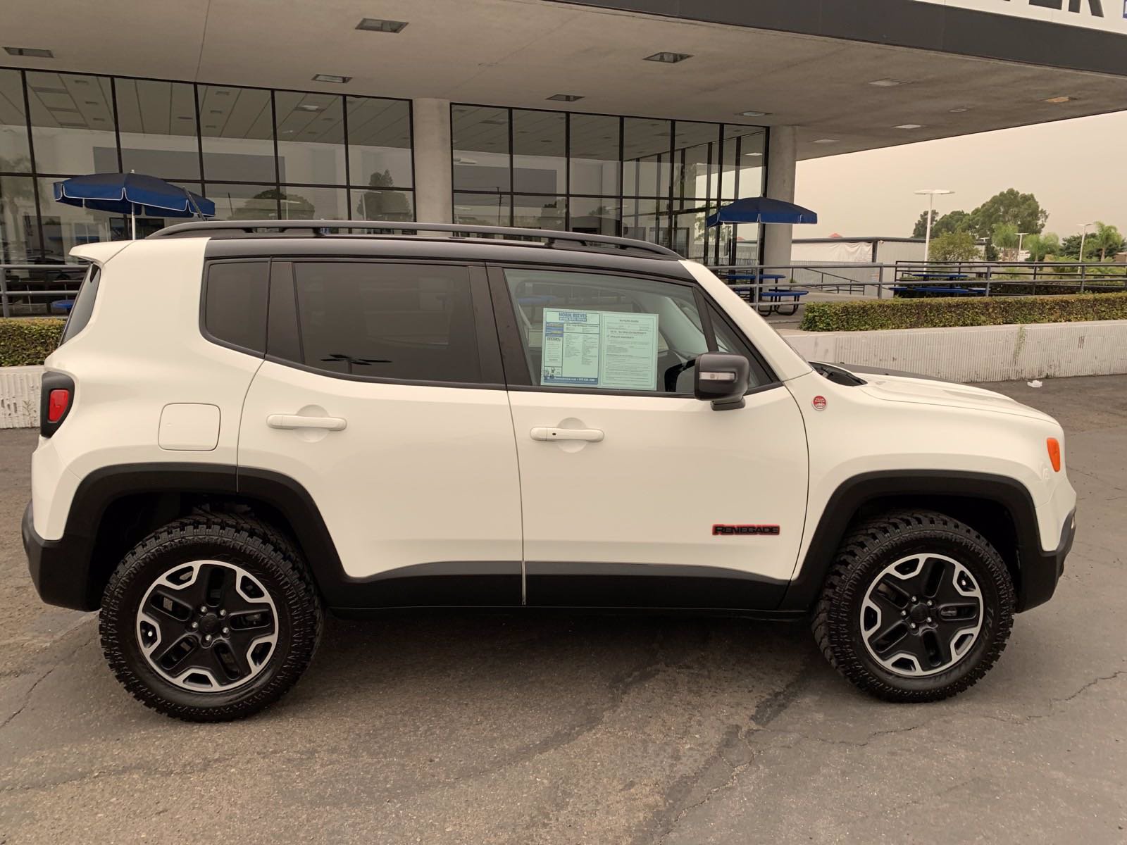 PreOwned 2017 Jeep Renegade Trailhawk Small Sport Utility Vehicles 4WD